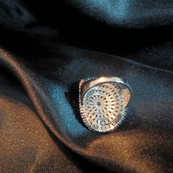 Halo Dome Ring - Picture 11 of 17